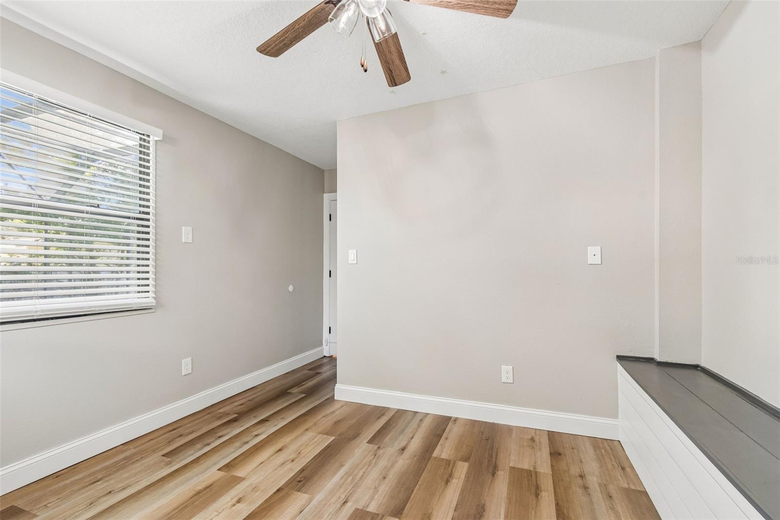 1555 MAGNOLIA DR — photo 46