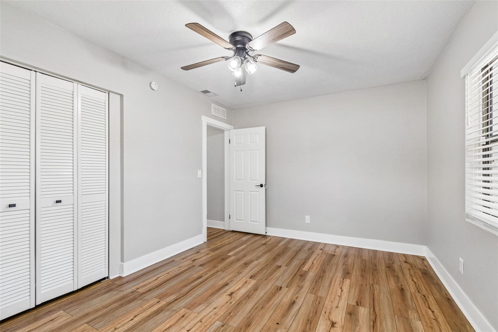 1555 MAGNOLIA DR — photo 31