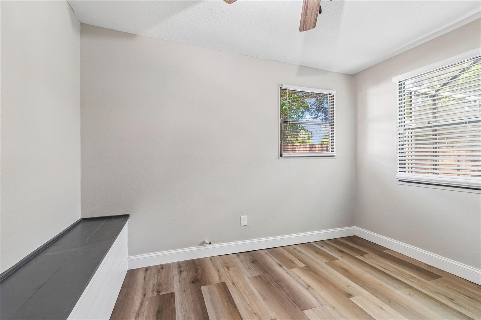 1555 MAGNOLIA DR — photo 47