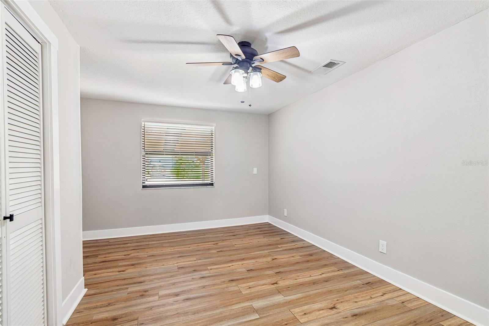 1555 MAGNOLIA DR — photo 23