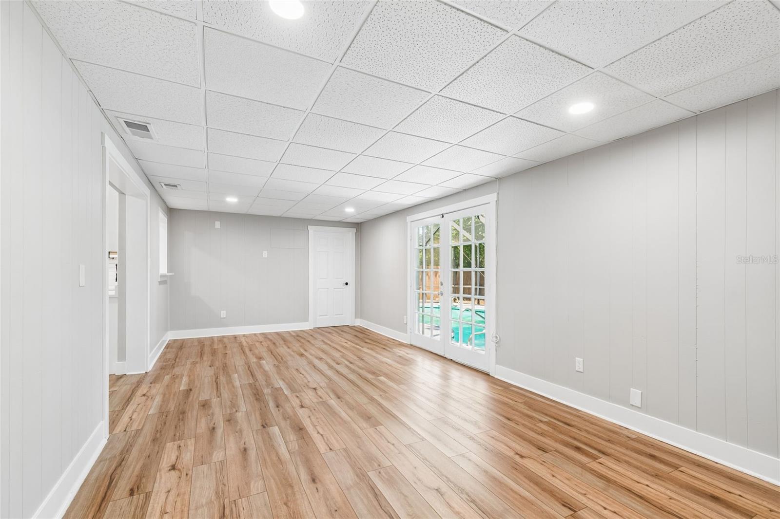 1555 MAGNOLIA DR — photo 21