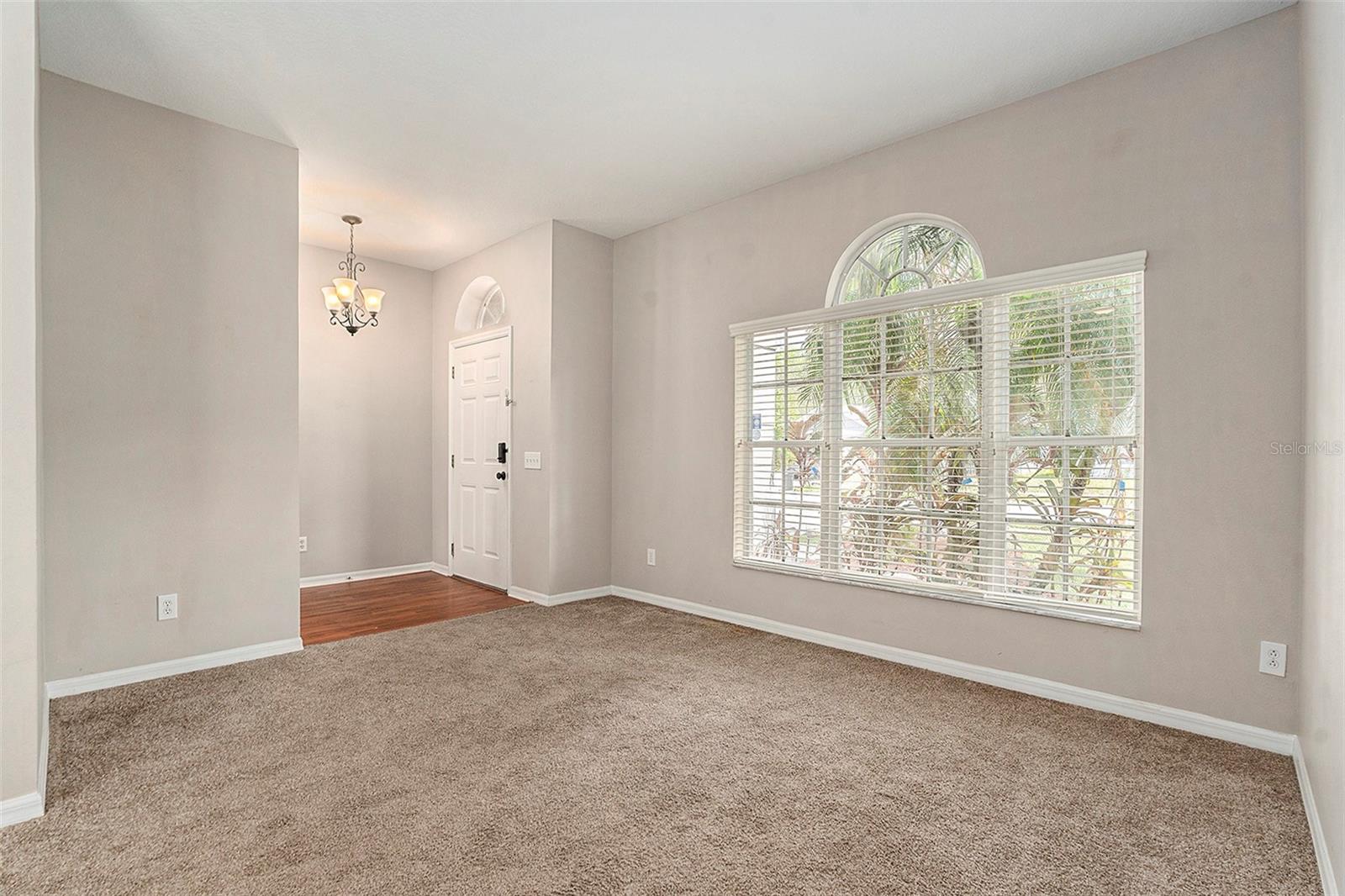 3219 GIANNA WAY — photo 8
