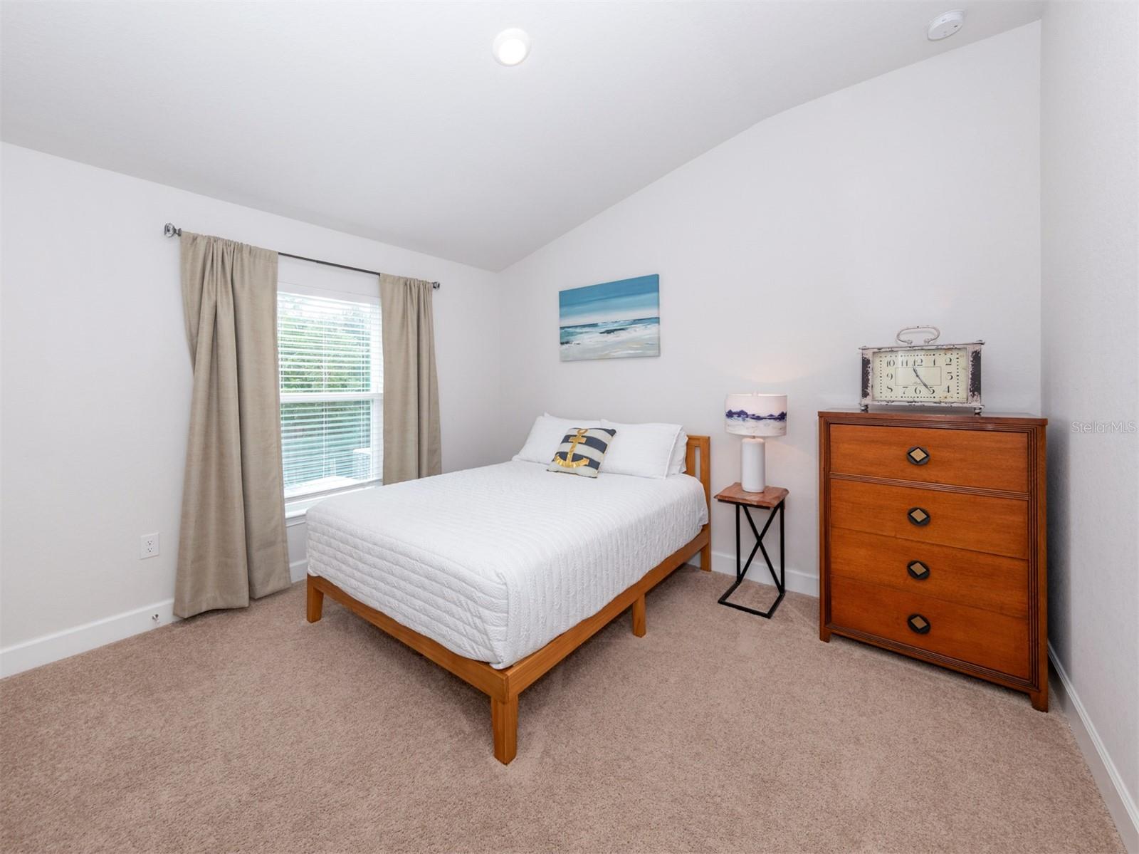 886 EUCLID RD — photo 25