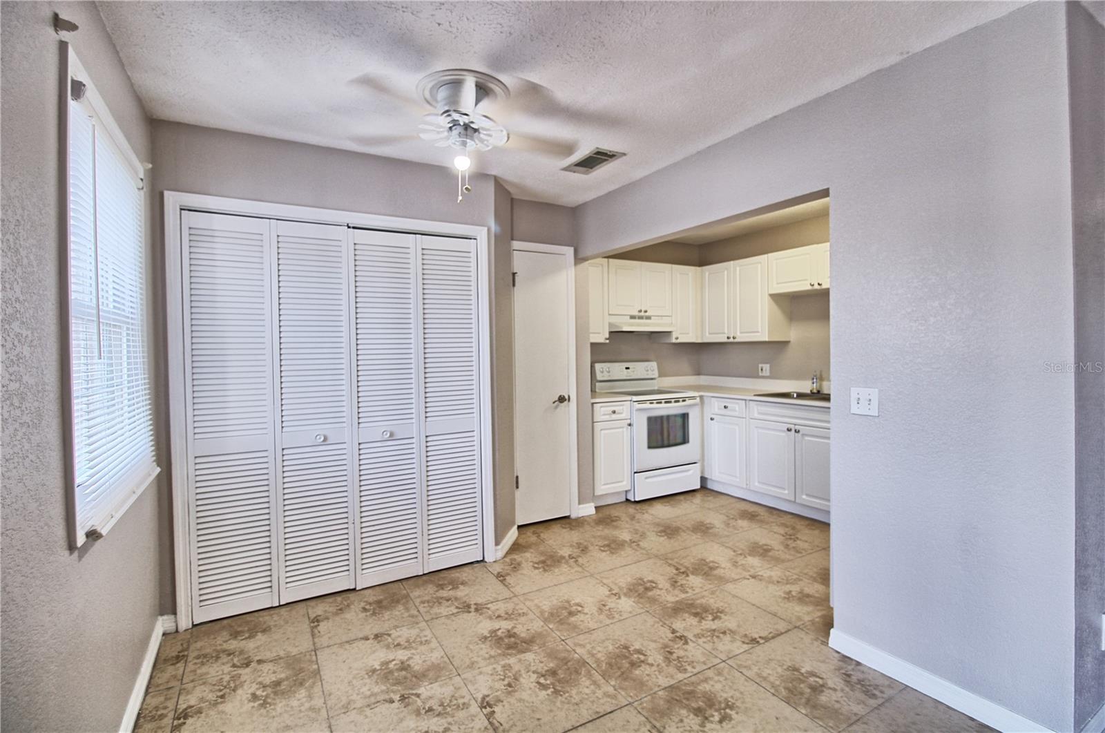 13760 ORANGE SUNSET DR #201 — photo 4