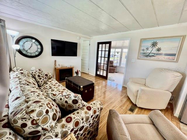 10818 FREEDOM DR — photo 18