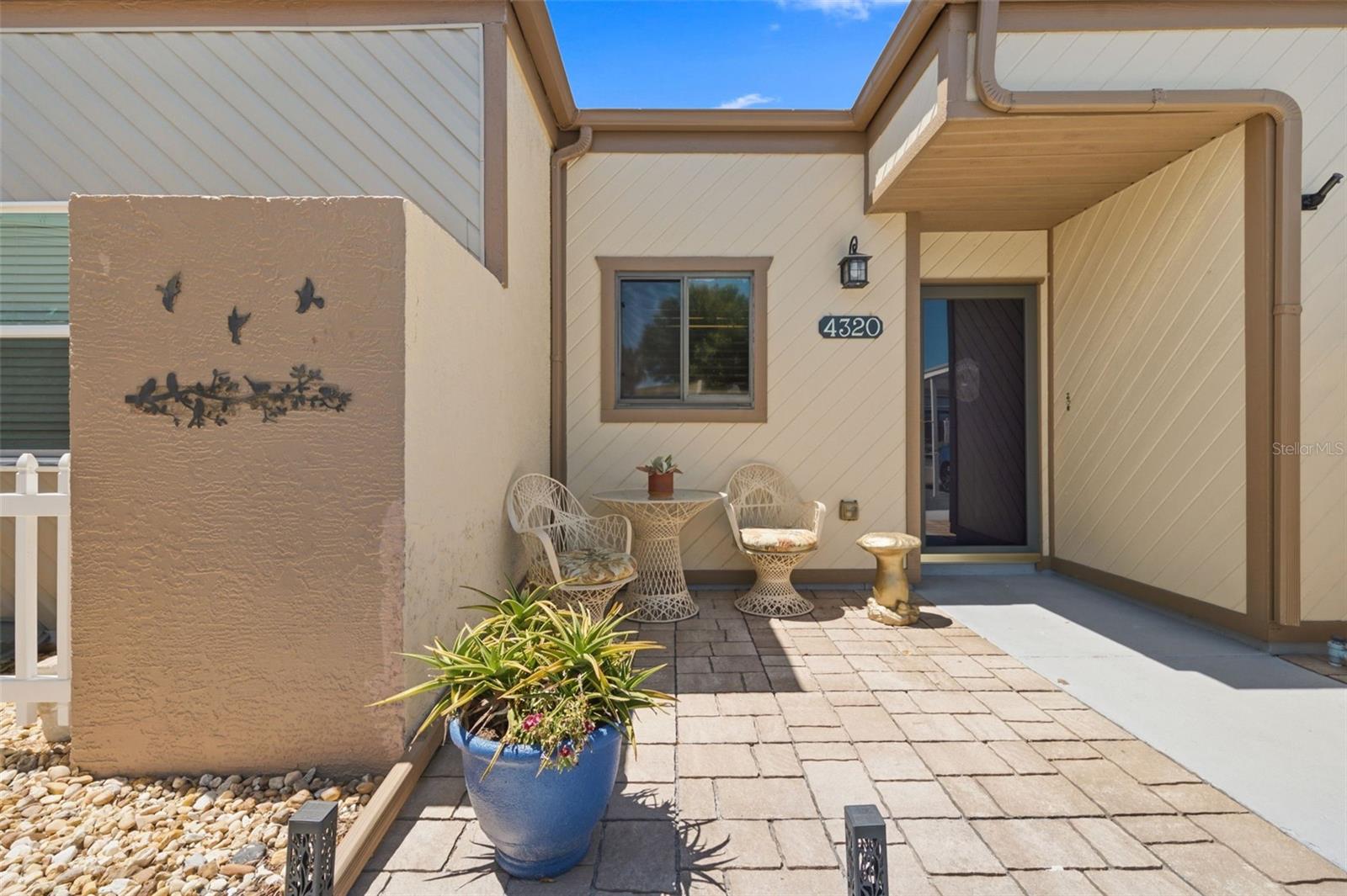 4320 FERN GLEN ST — photo 2
