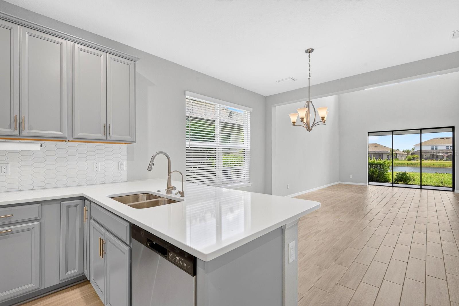 16443 PAYNES MILL DR — photo 14