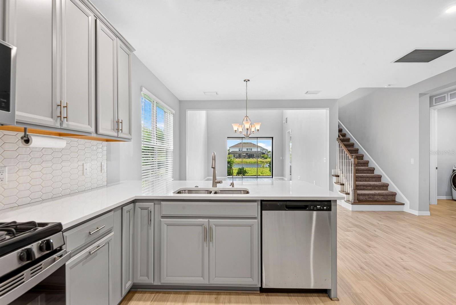 16443 PAYNES MILL DR — photo 11