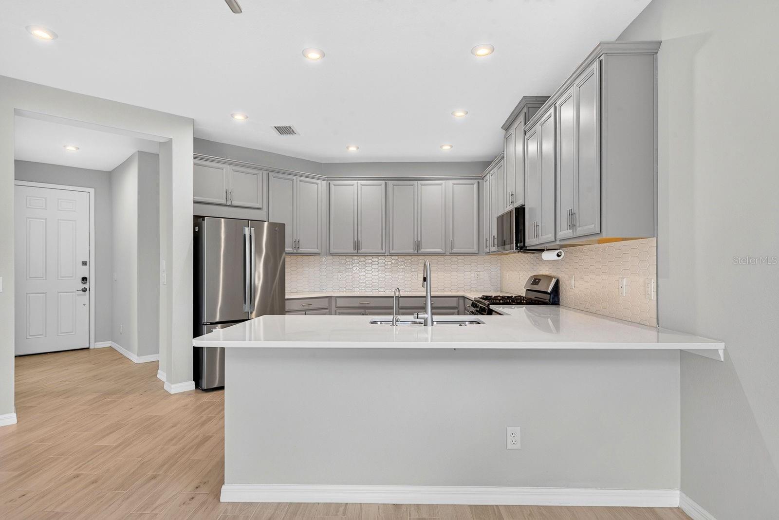 16443 PAYNES MILL DR — photo 9