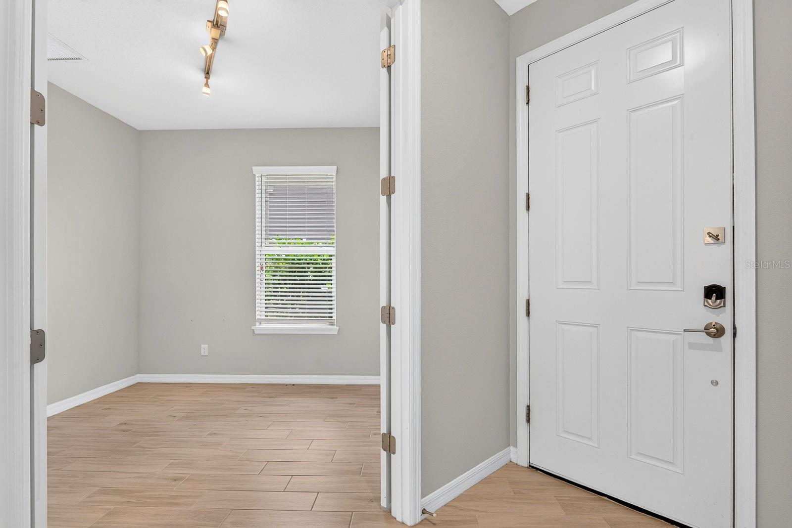 16443 PAYNES MILL DR — photo 5