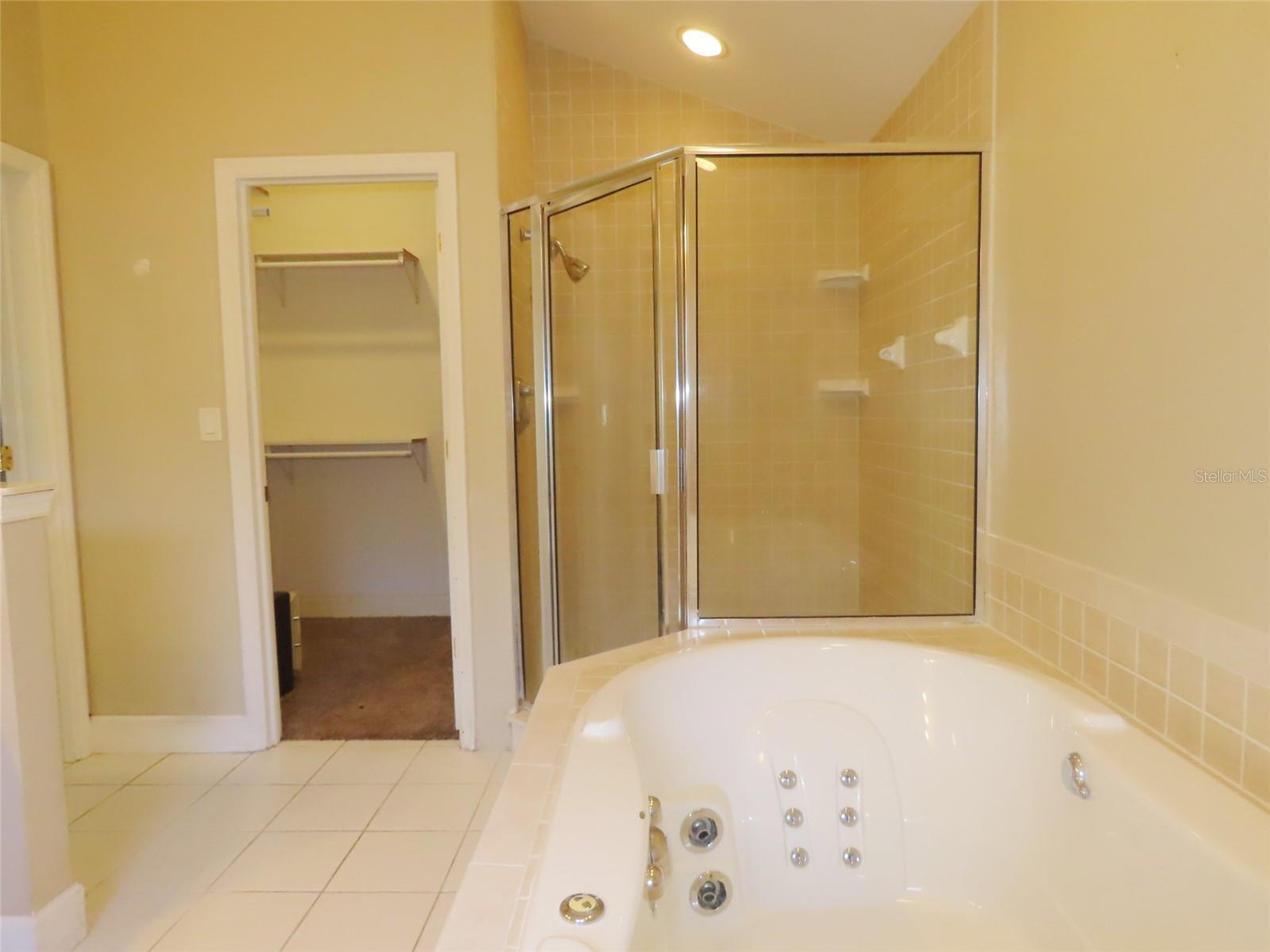 7555 PINE VALLEY LN — photo 17