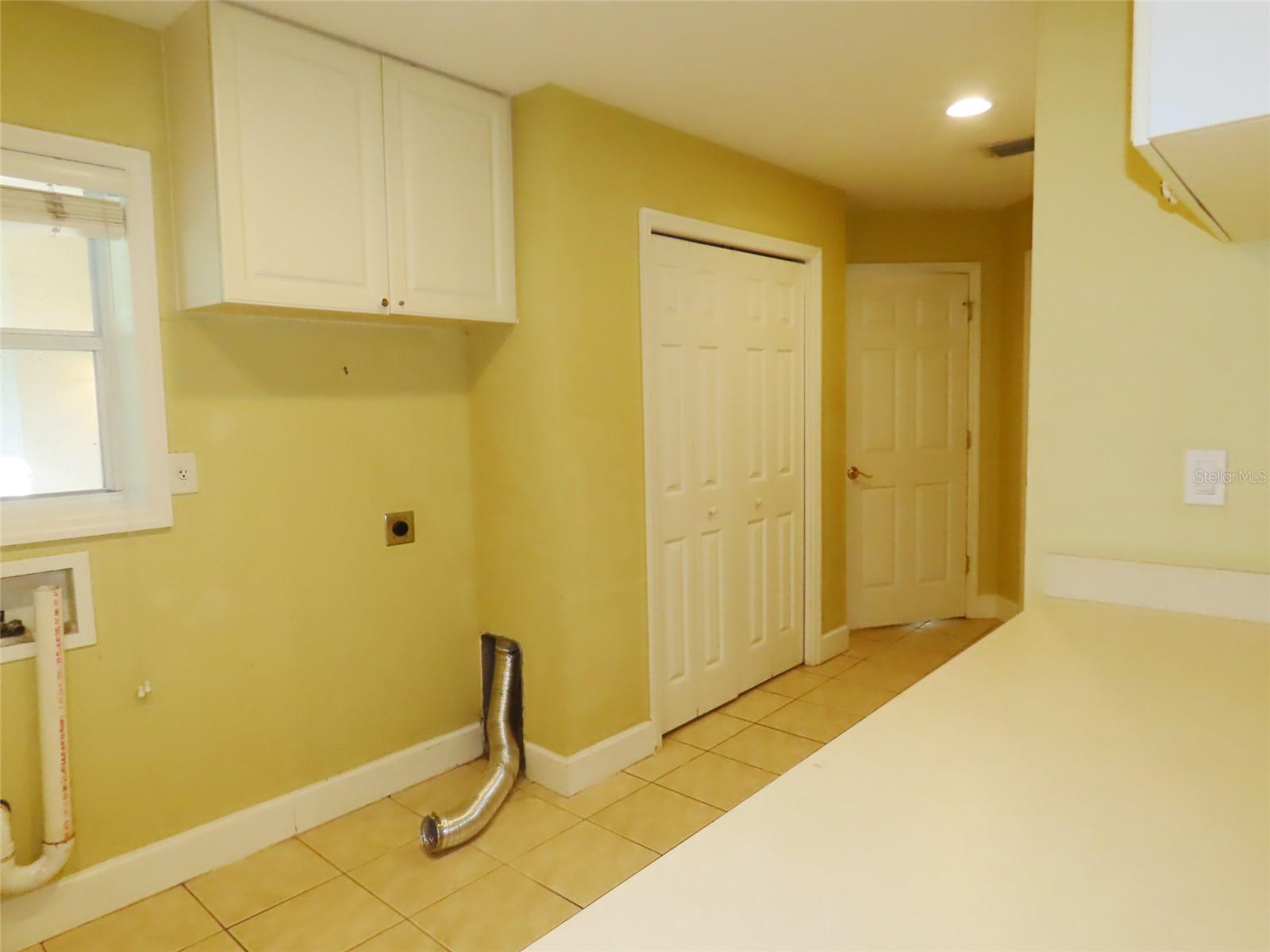 7555 PINE VALLEY LN — photo 39