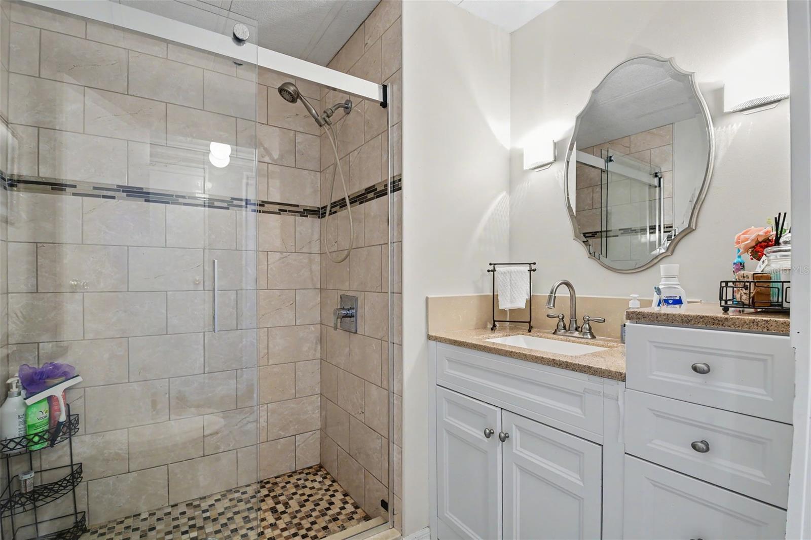 3902 JULIE DR — photo 25