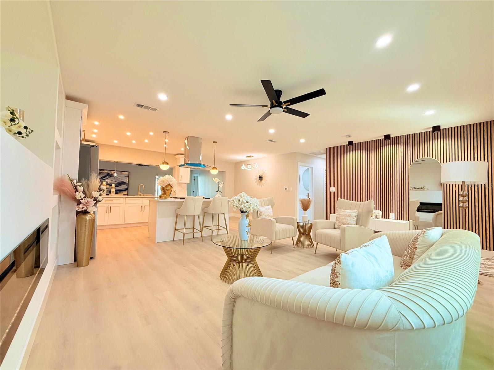 1015 BOCA CIEGA ISLE DR — photo 6