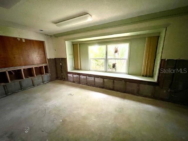 605 PALM BLVD — photo 10