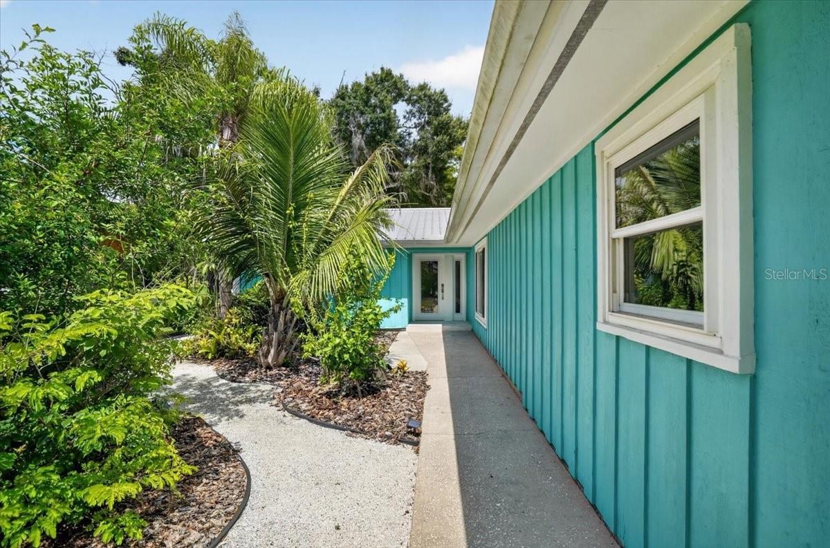 3282 TOBERO LN — photo 4
