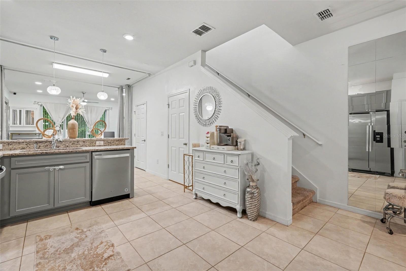 5374 SYLVESTER LOOP — photo 7