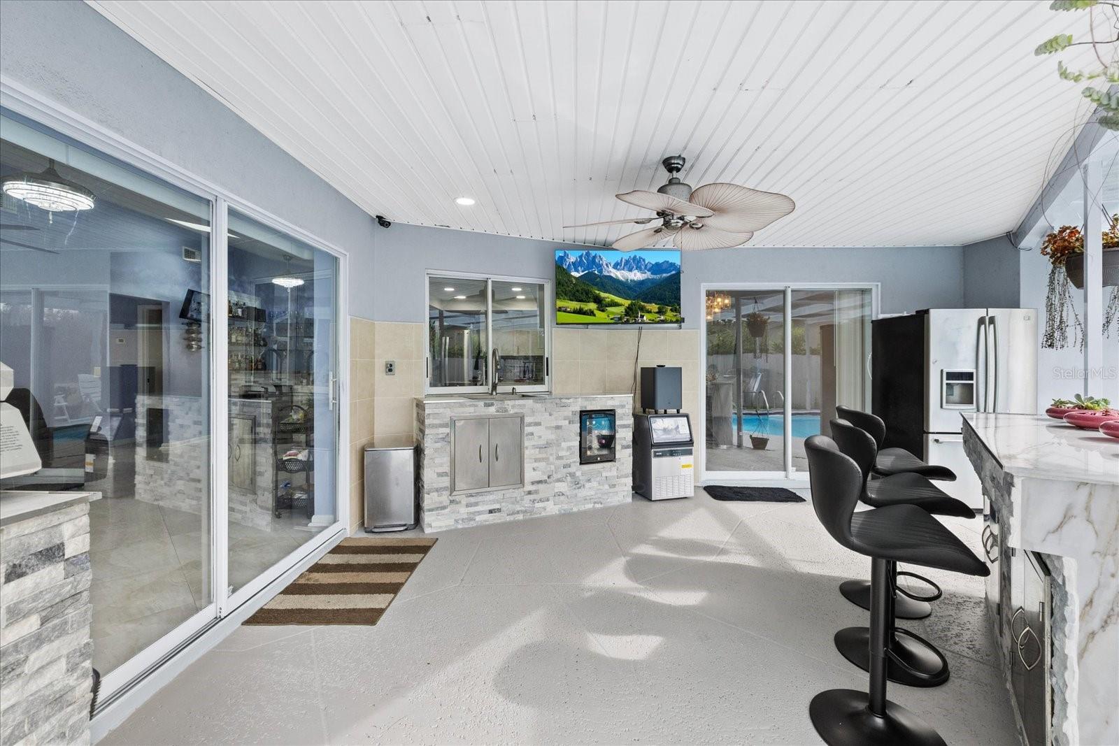 13528 WOODSIDE DR — photo 48