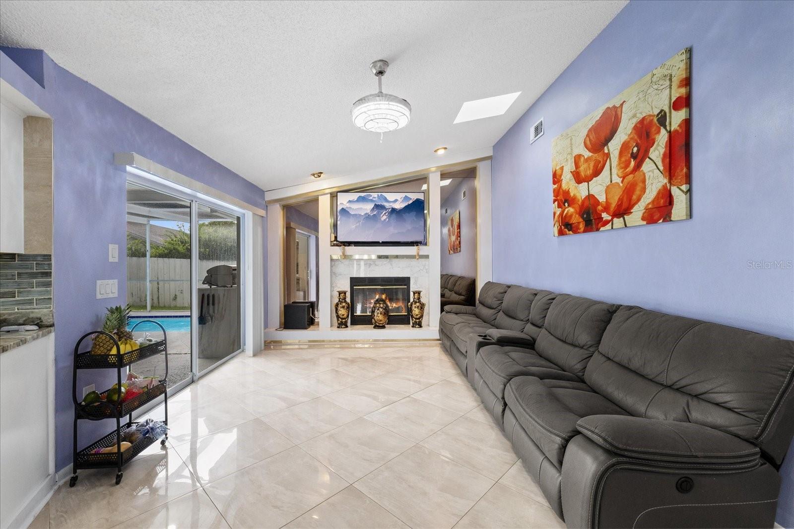 13528 WOODSIDE DR — photo 22