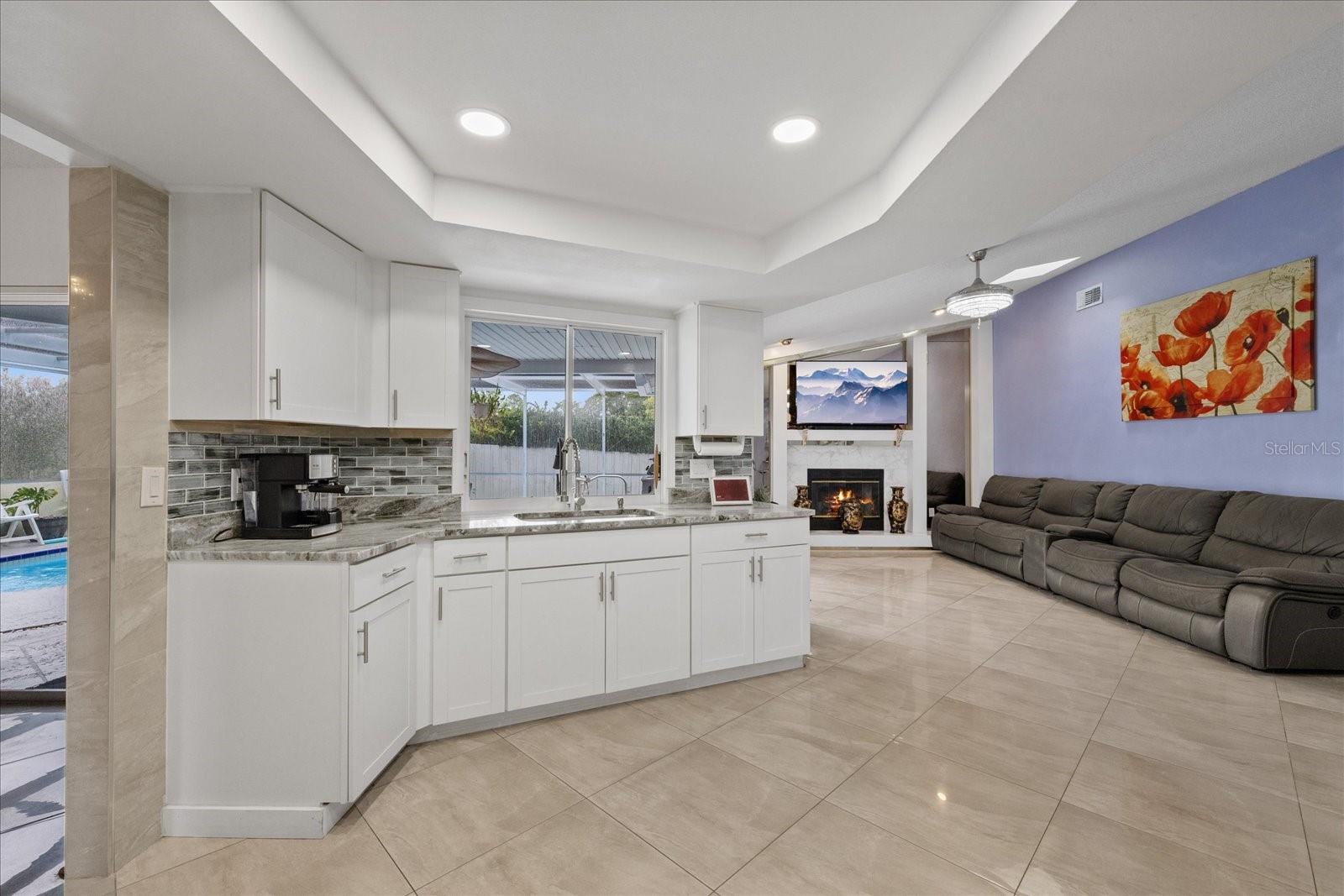 13528 WOODSIDE DR — photo 24