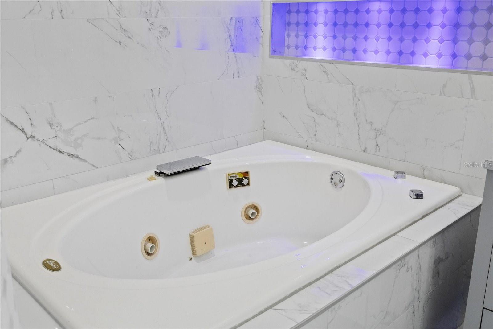 13528 WOODSIDE DR — photo 37