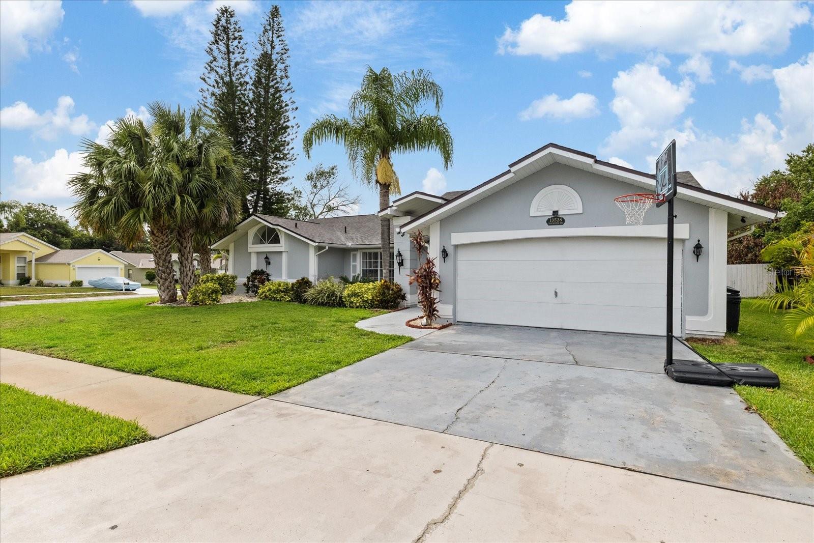 13528 WOODSIDE DR — photo 8