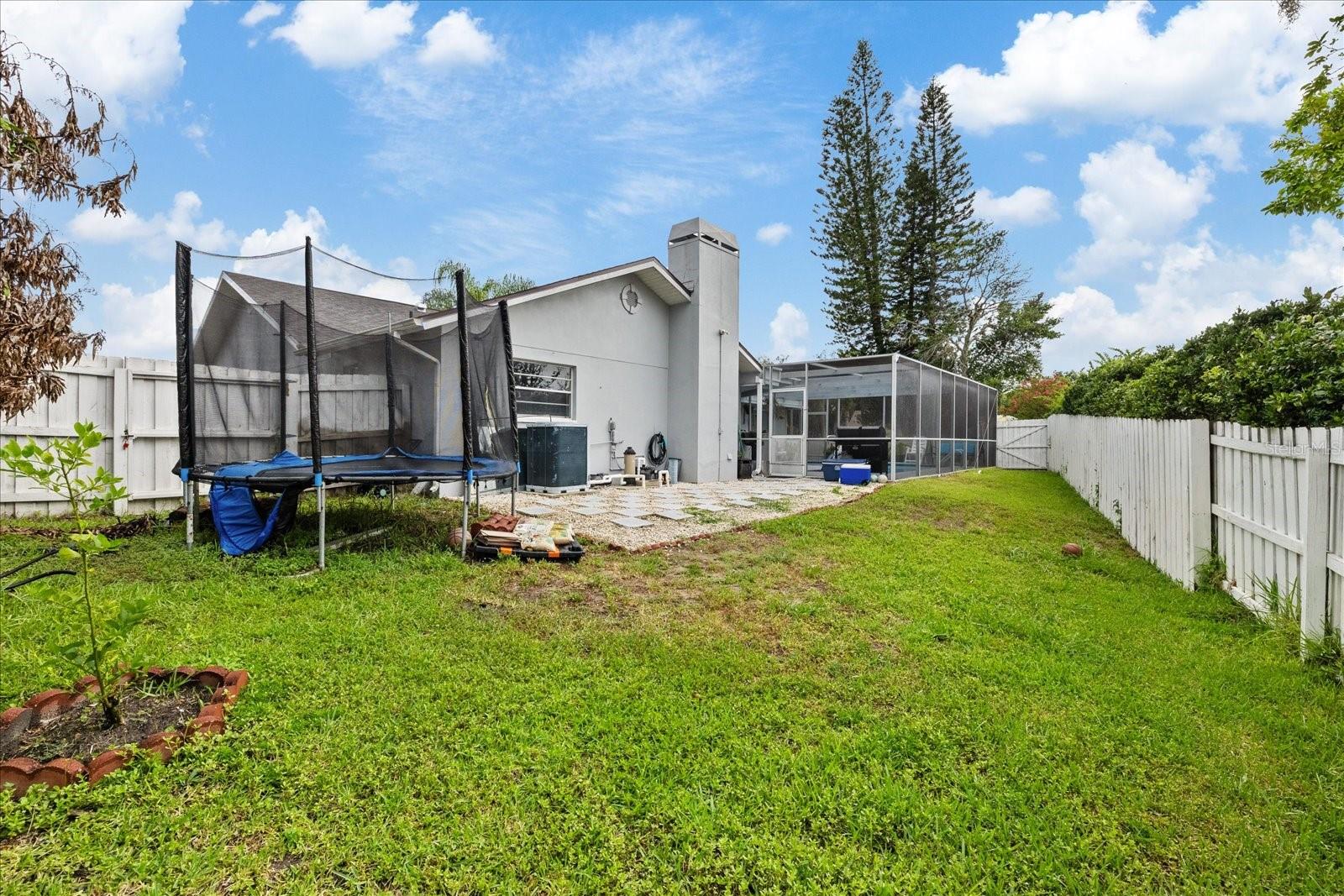13528 WOODSIDE DR — photo 54