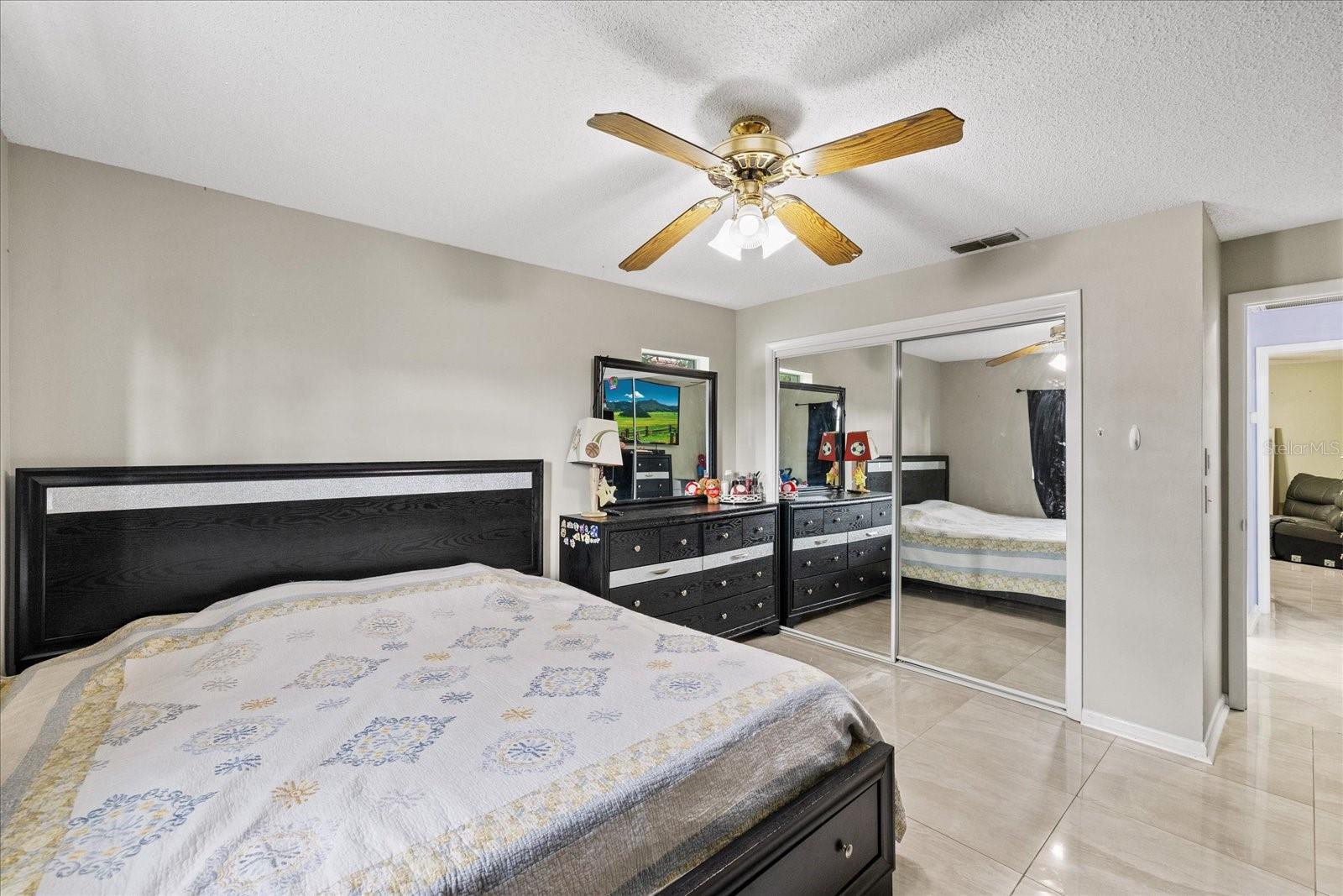 13528 WOODSIDE DR — photo 38