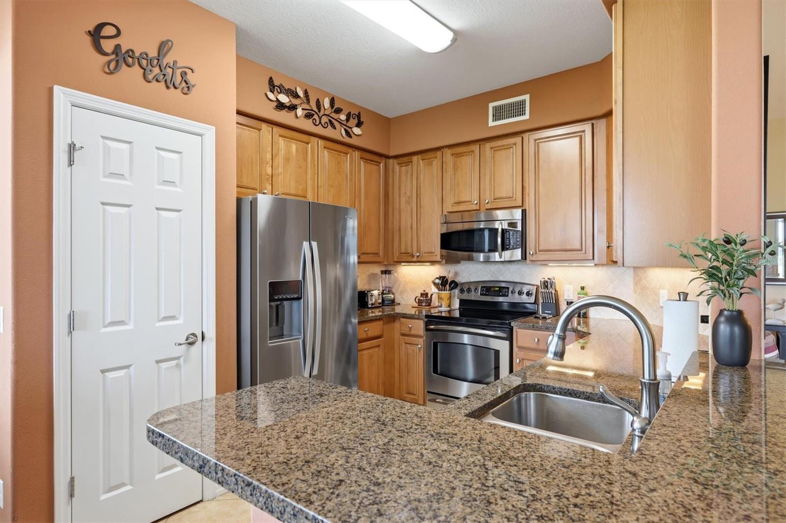 8406 GRAND ESTUARY TRL #104 — photo 2