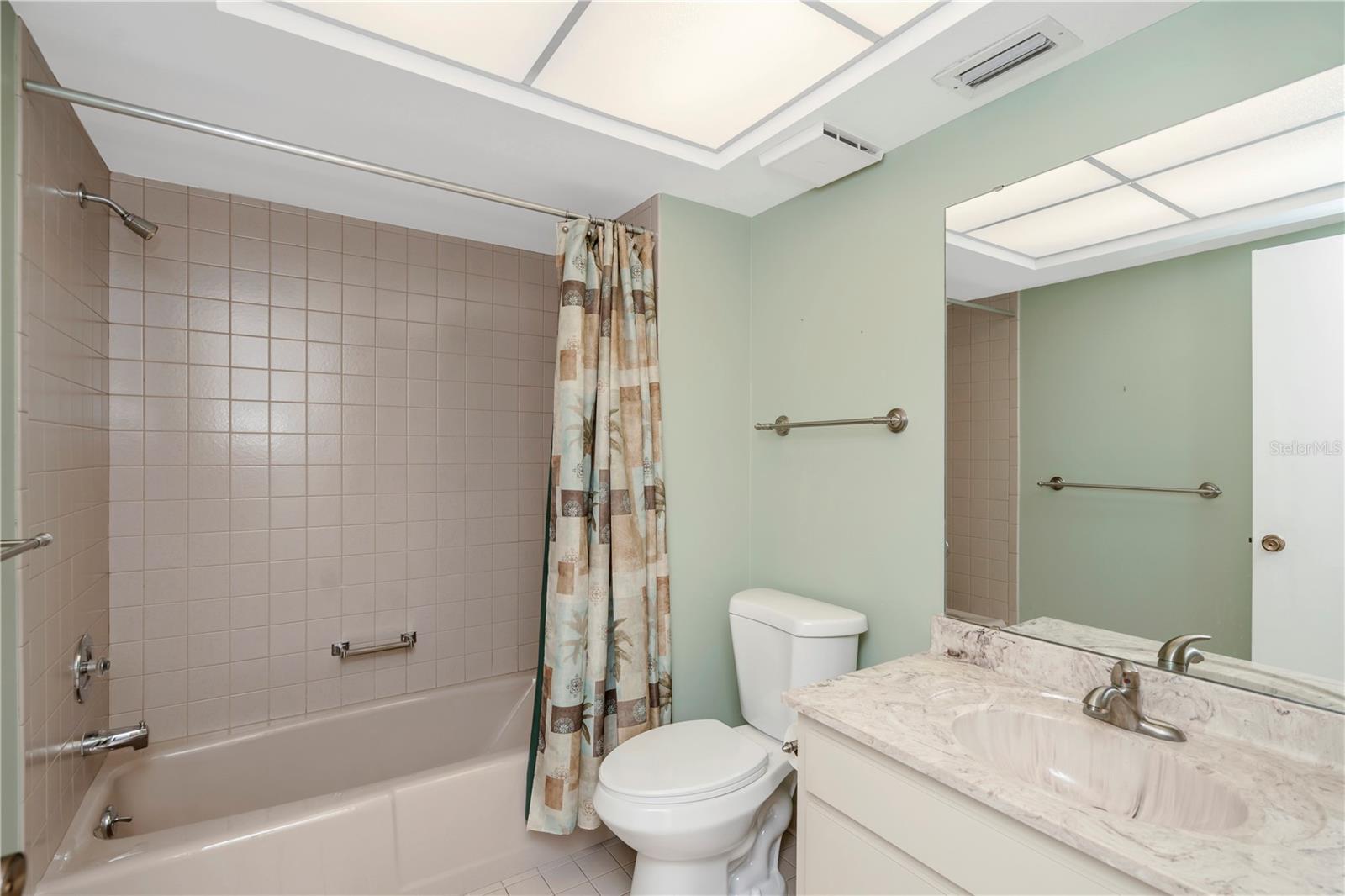 3825 GLEN OAKS MANOR DR — photo 10