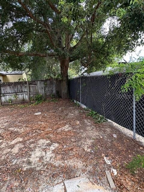6631 CELESTE LN — photo 18