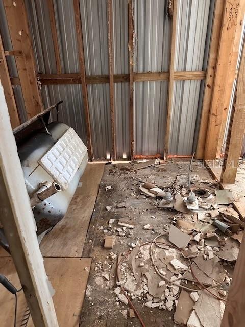 6631 CELESTE LN — photo 7