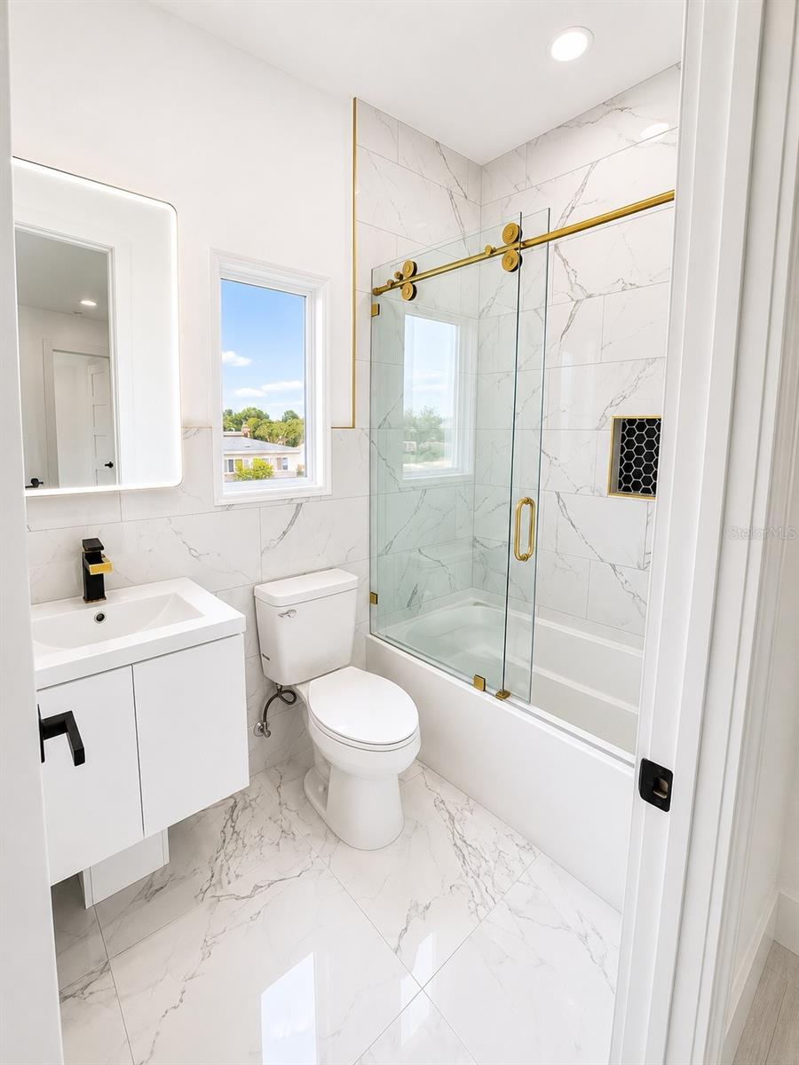 6510 SIMONE SHORES CIR — photo 17