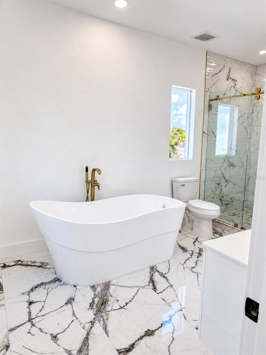 6510 SIMONE SHORES CIR — photo 8
