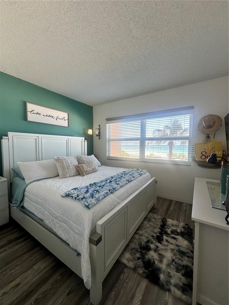 880 MANDALAY AVE #309 — photo 33