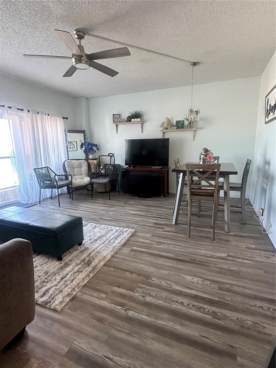 880 MANDALAY AVE #309 — photo 17