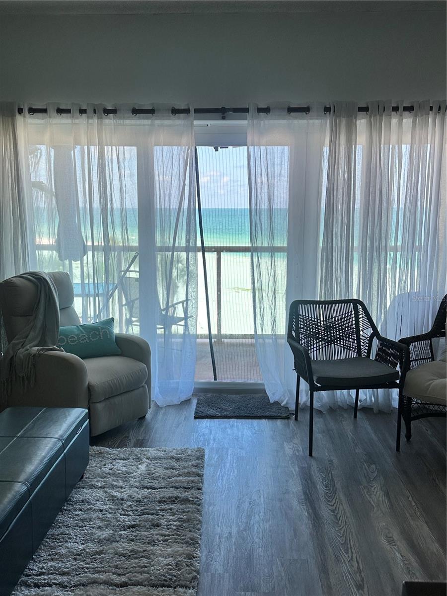 880 MANDALAY AVE #309 — photo 19