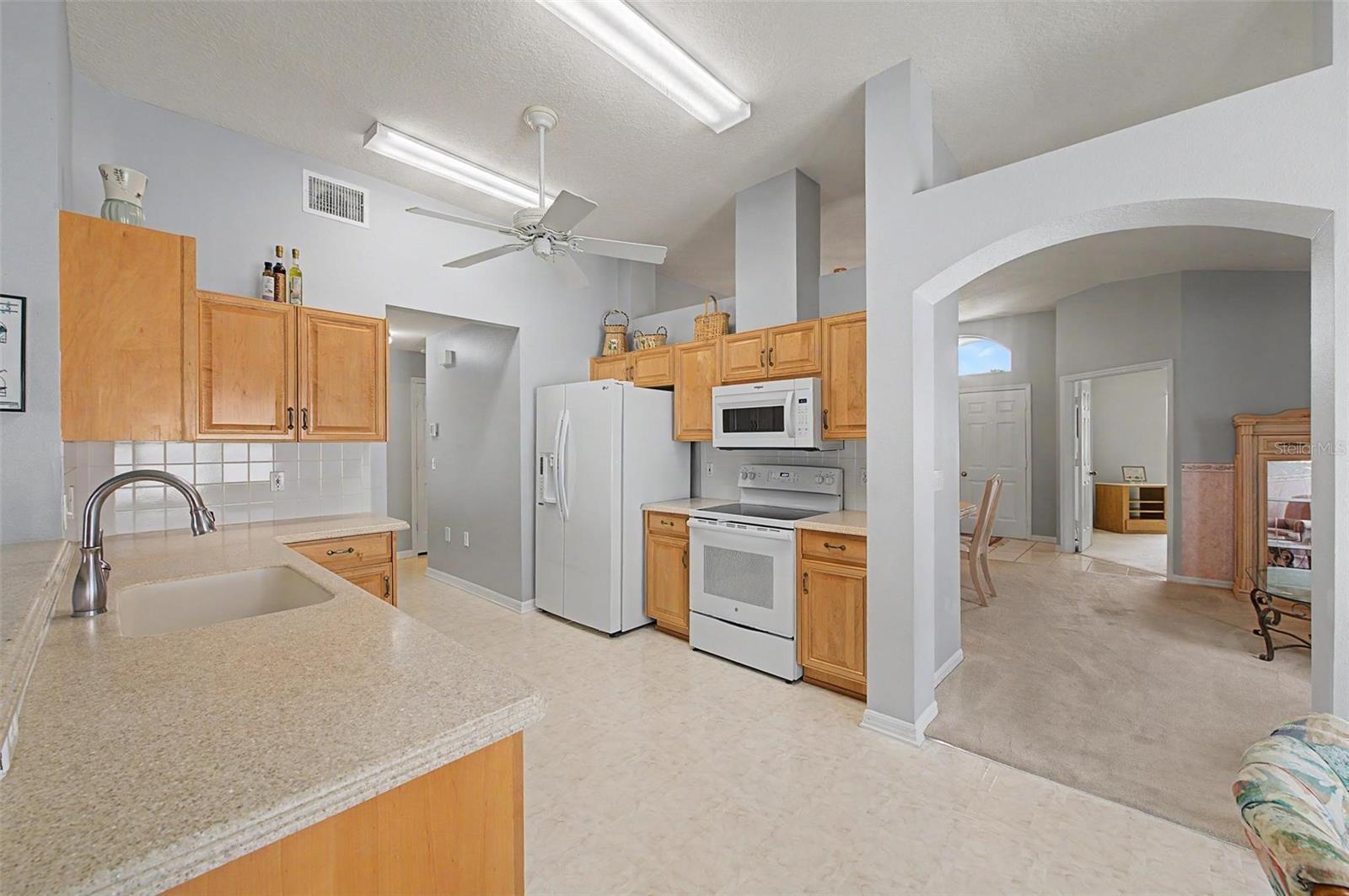 29641 FOG HOLLOW DR — photo 25