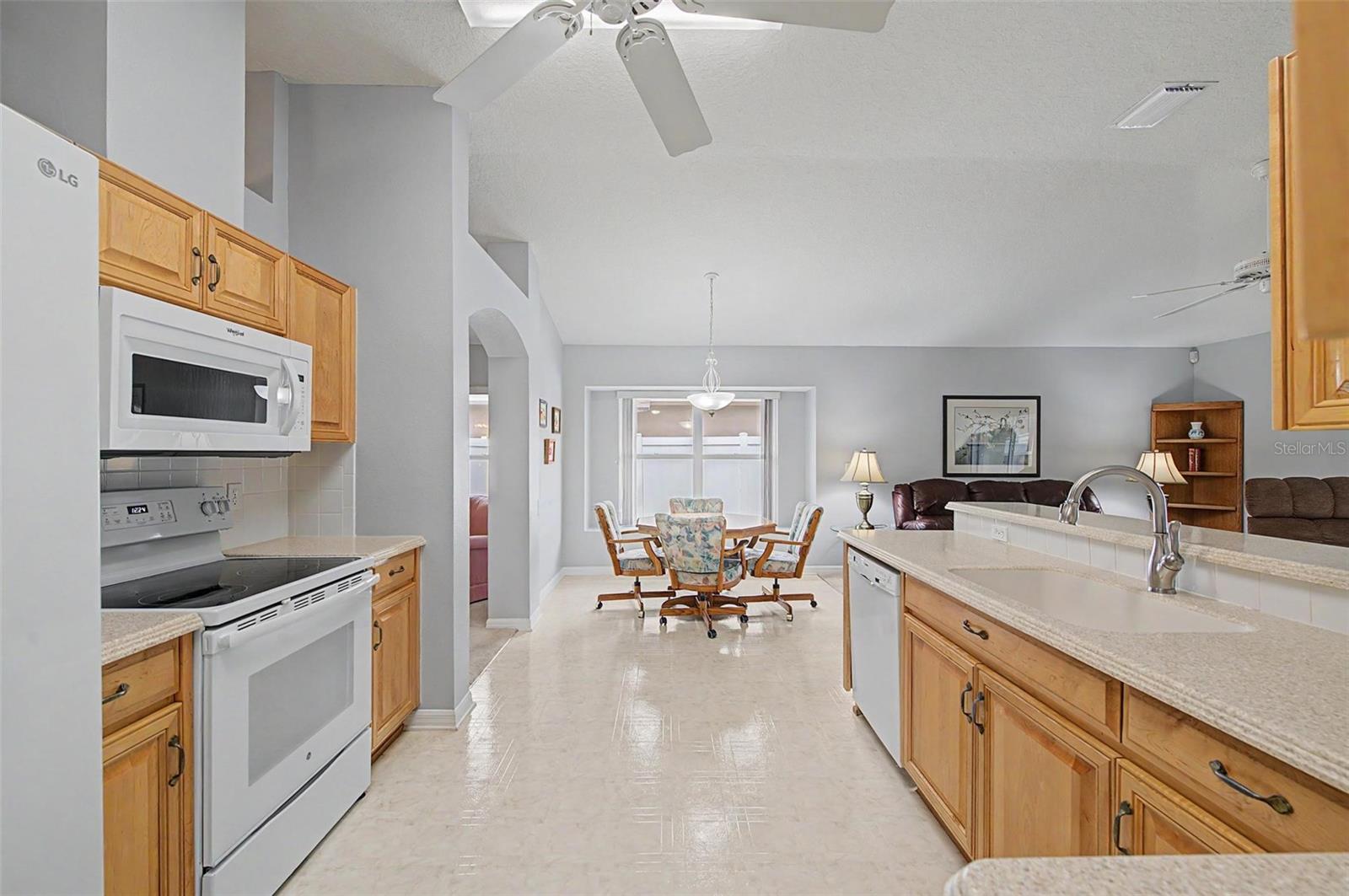 29641 FOG HOLLOW DR — photo 28