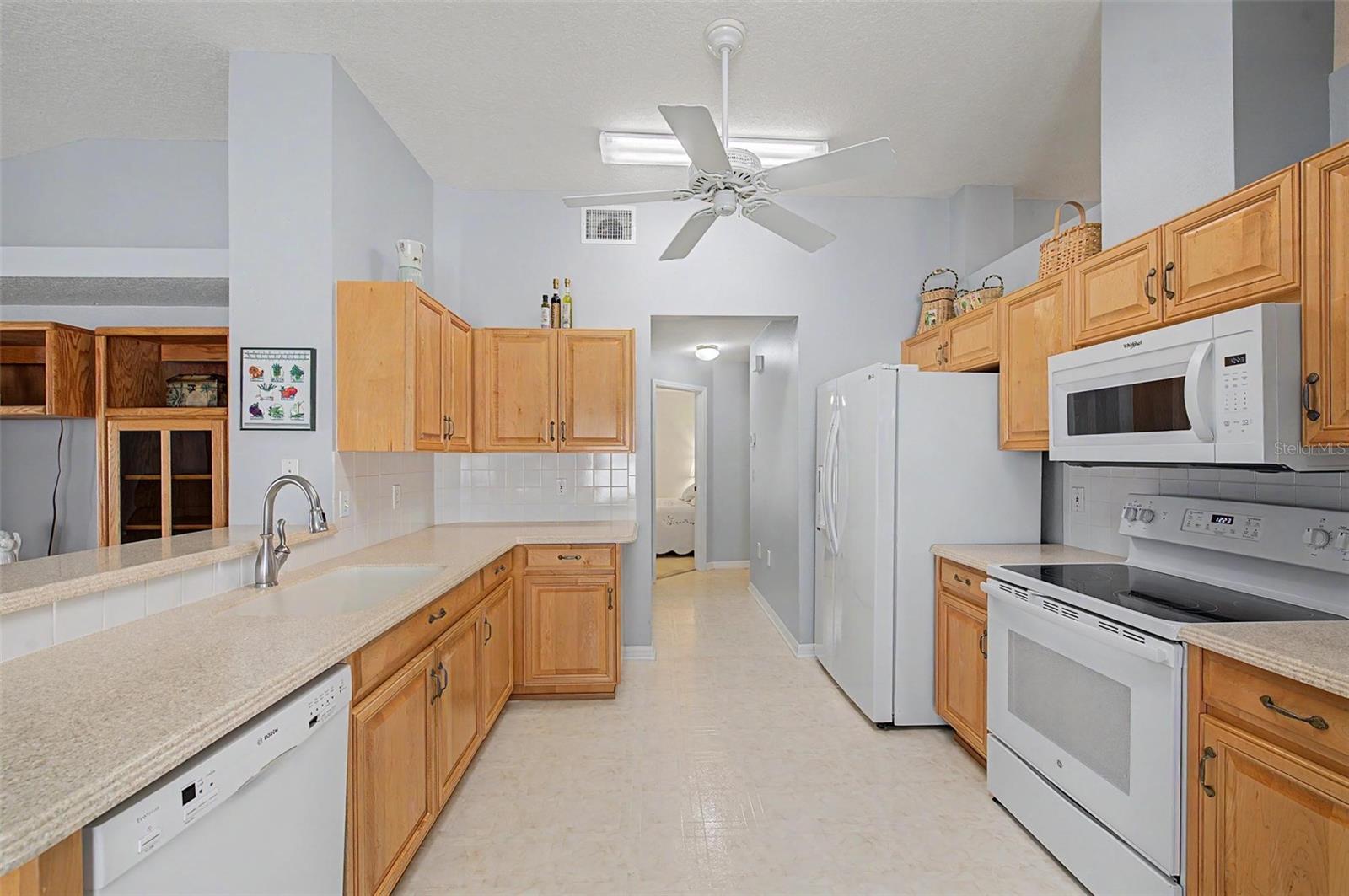 29641 FOG HOLLOW DR — photo 26