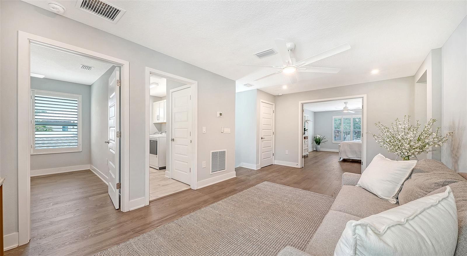 2554 FLOYD ST — photo 21