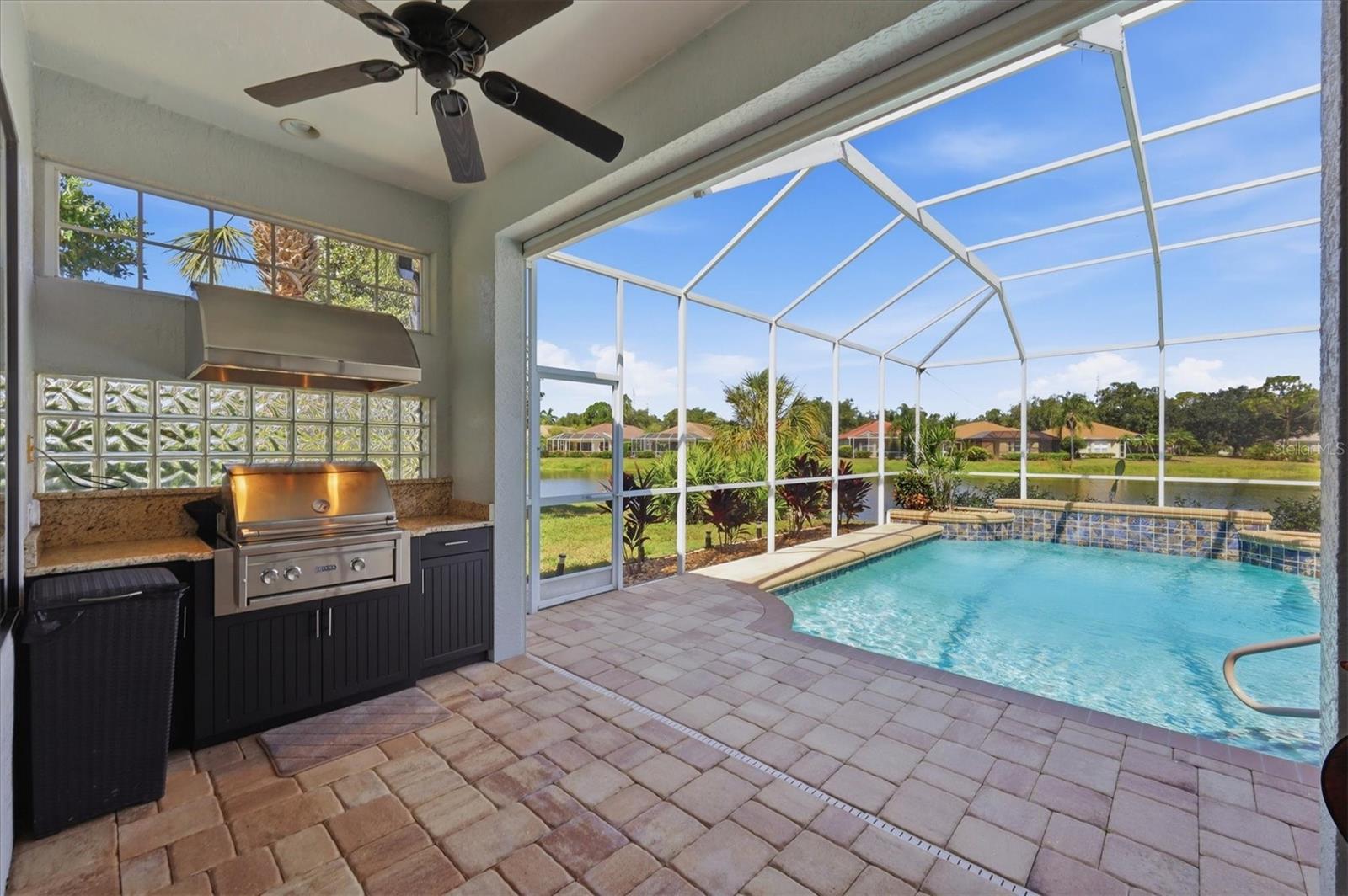 7346 WINDEMERE LN — photo 29
