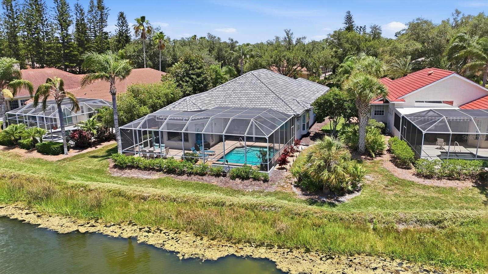 7346 WINDEMERE LN — photo 35