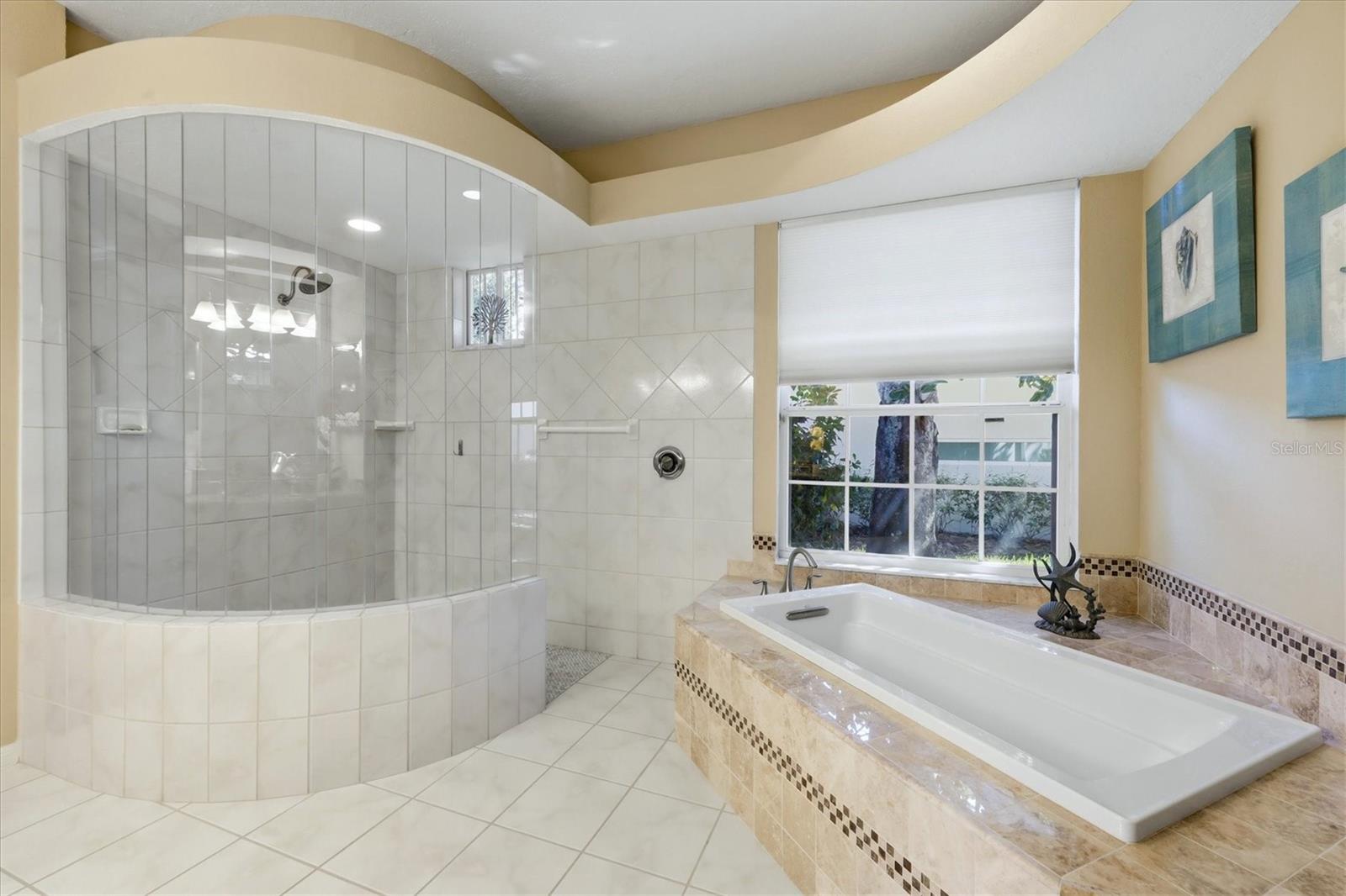 7346 WINDEMERE LN — photo 22