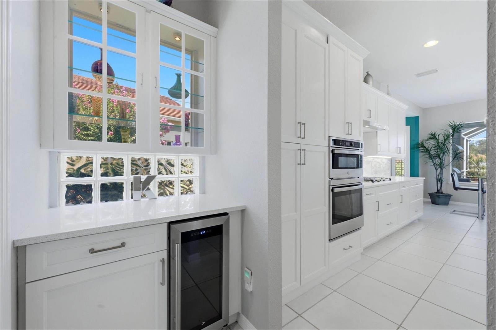 7346 WINDEMERE LN — photo 12