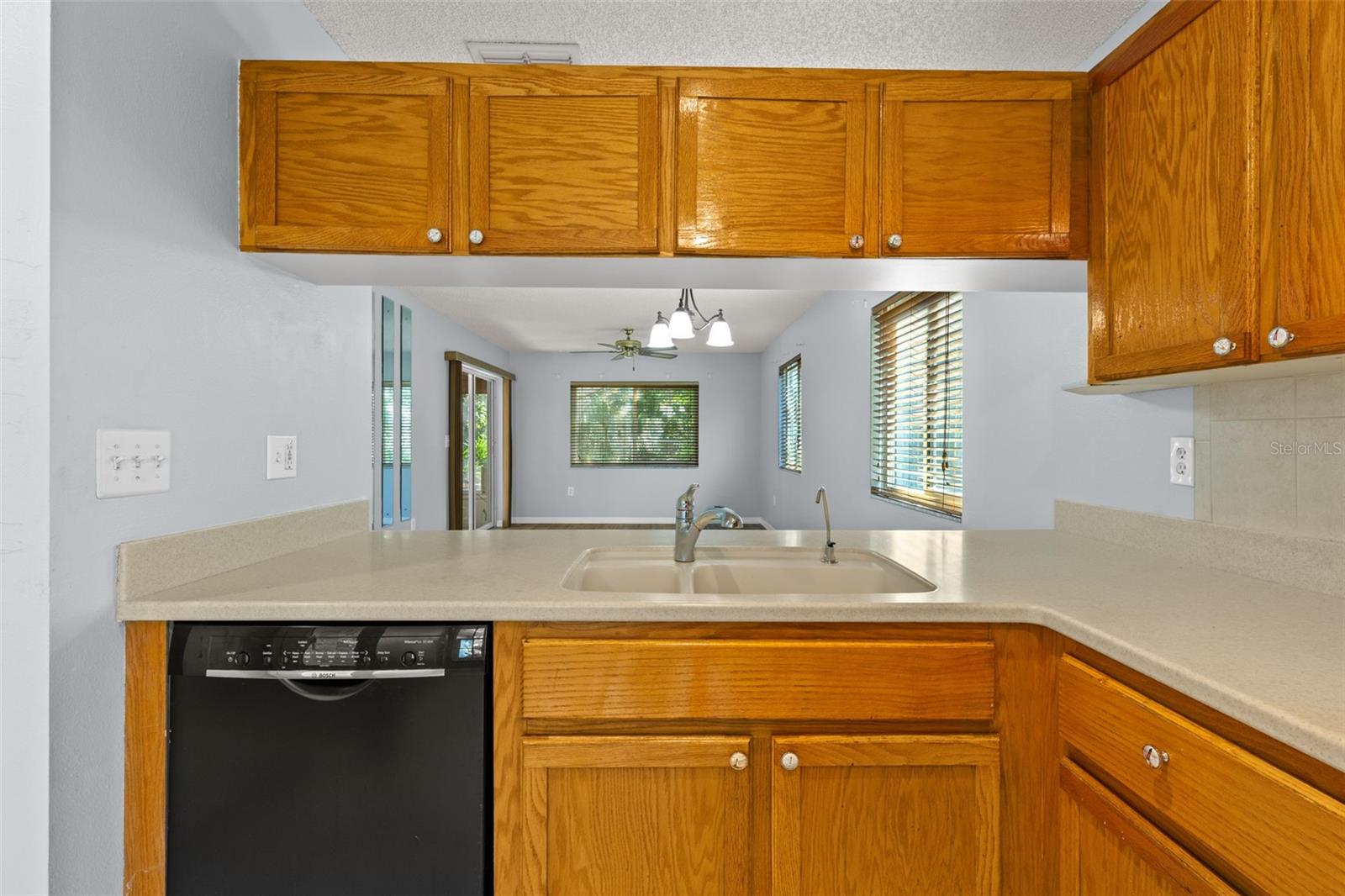 4534 SLIPPERY ROCK RD — photo 10
