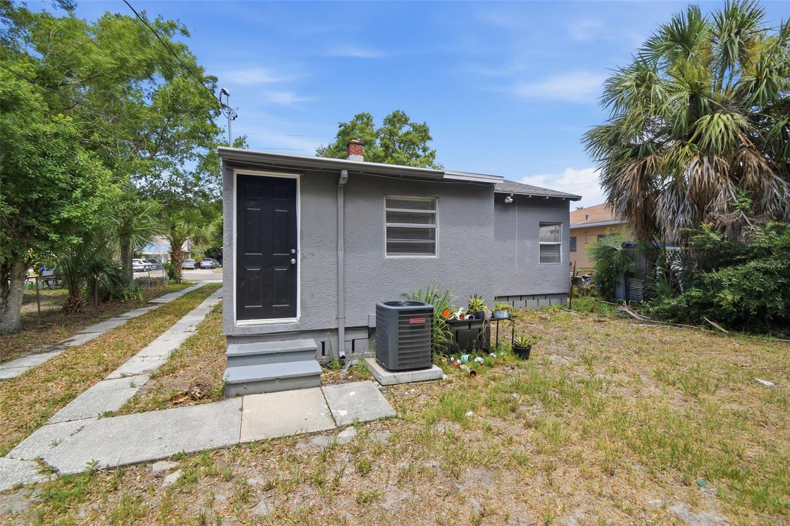 2610 DR MARTIN LUTHER KING JR ST S — photo 37