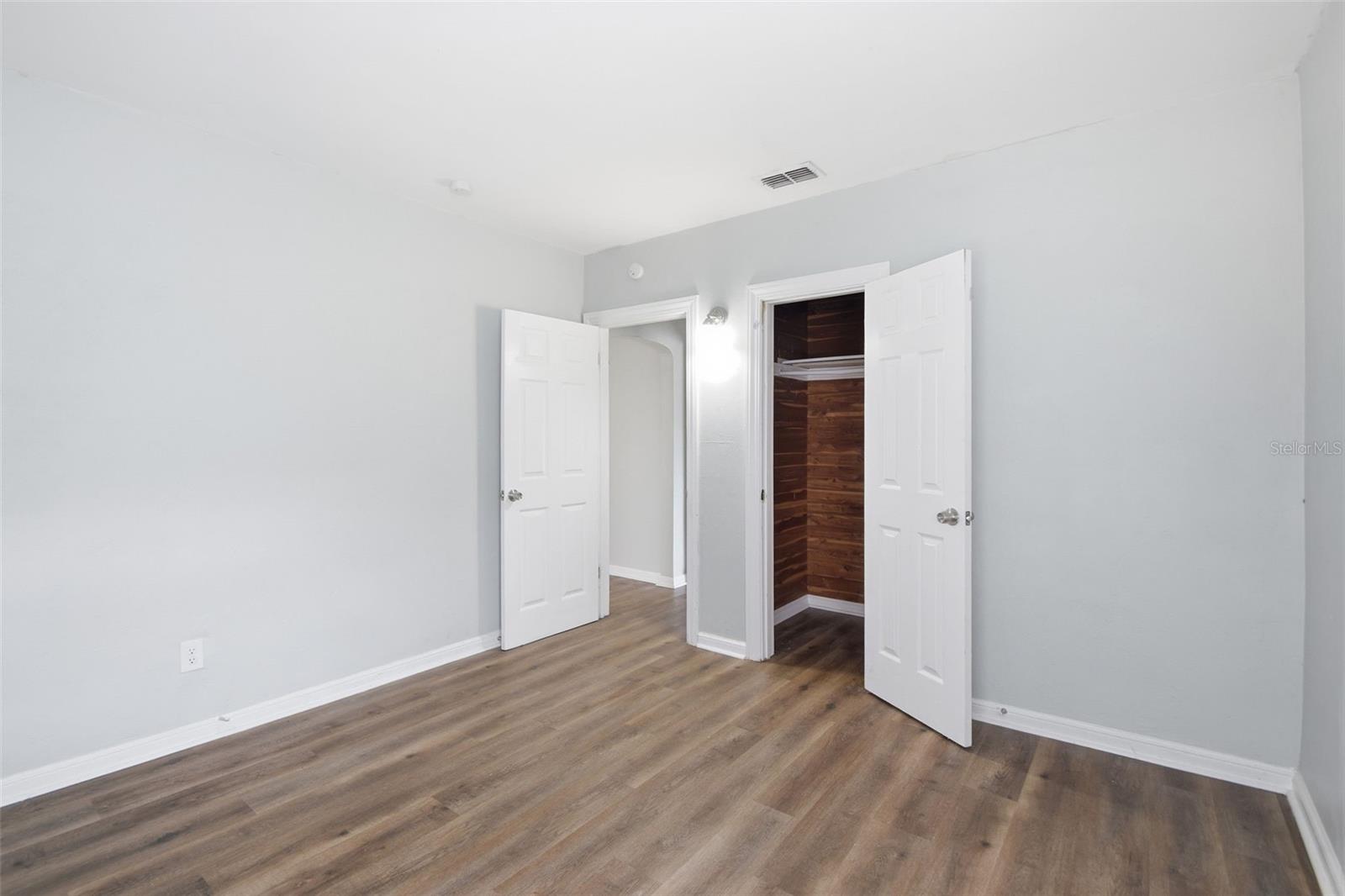 2610 DR MARTIN LUTHER KING JR ST S — photo 26