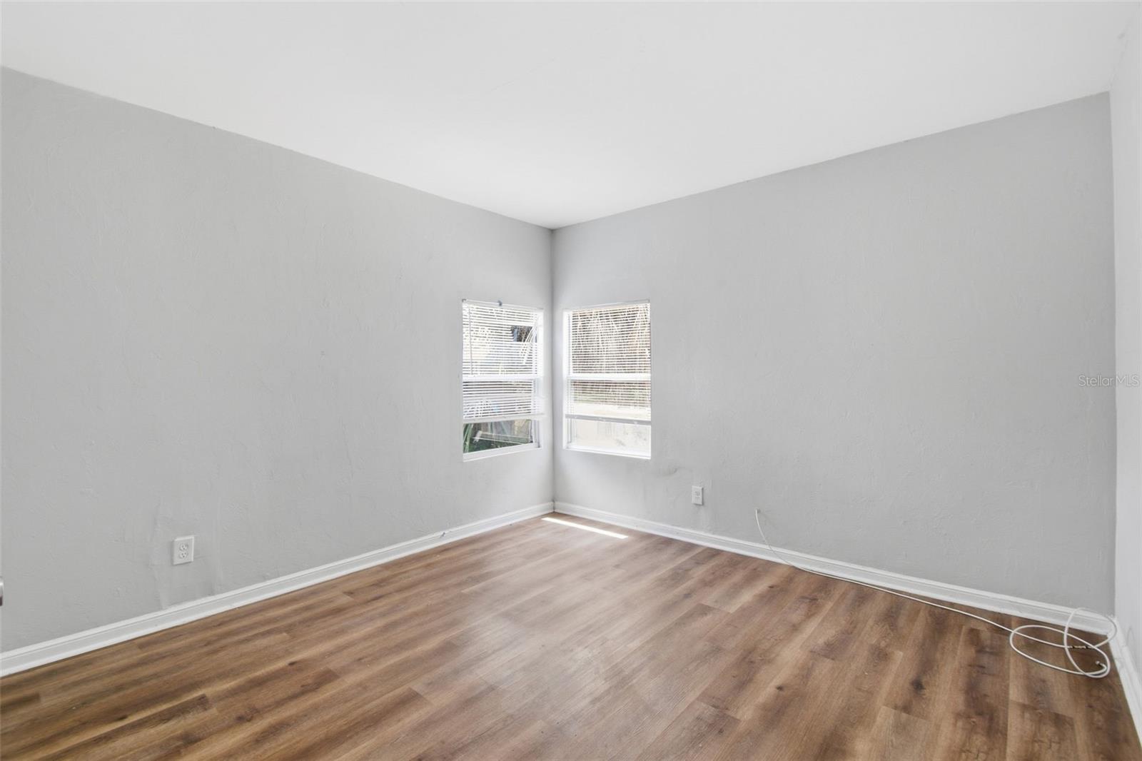 2610 DR MARTIN LUTHER KING JR ST S — photo 24