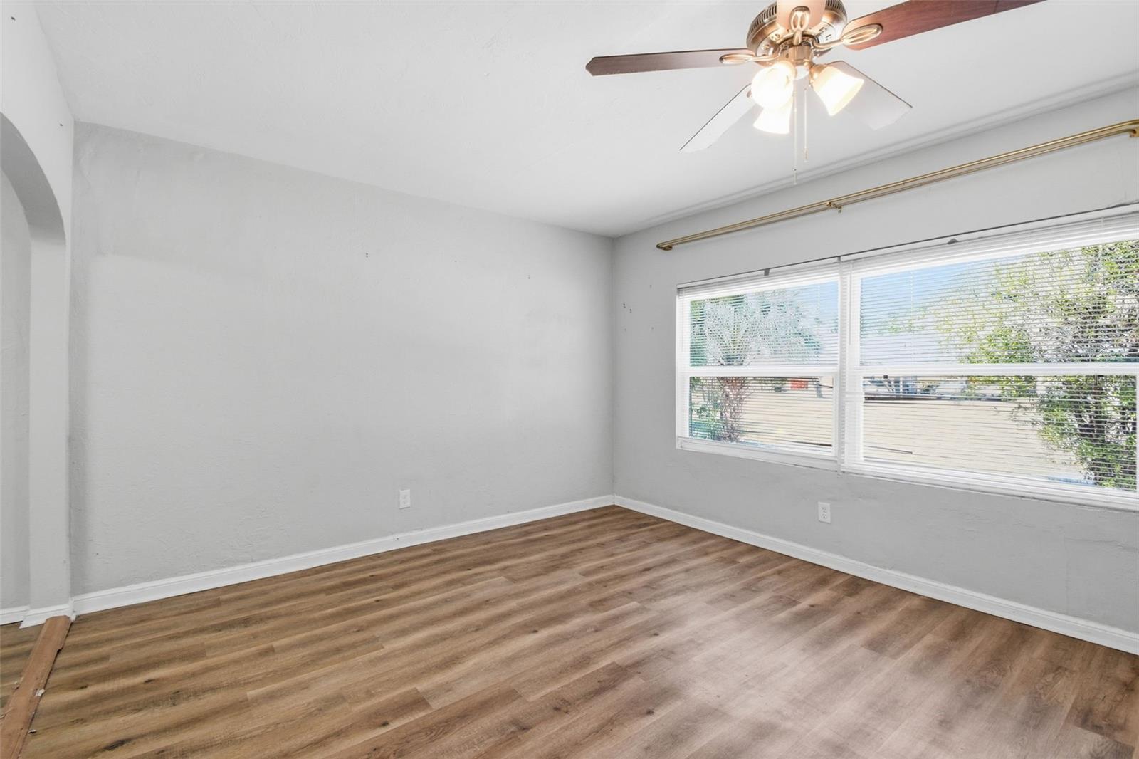 2610 DR MARTIN LUTHER KING JR ST S — photo 28